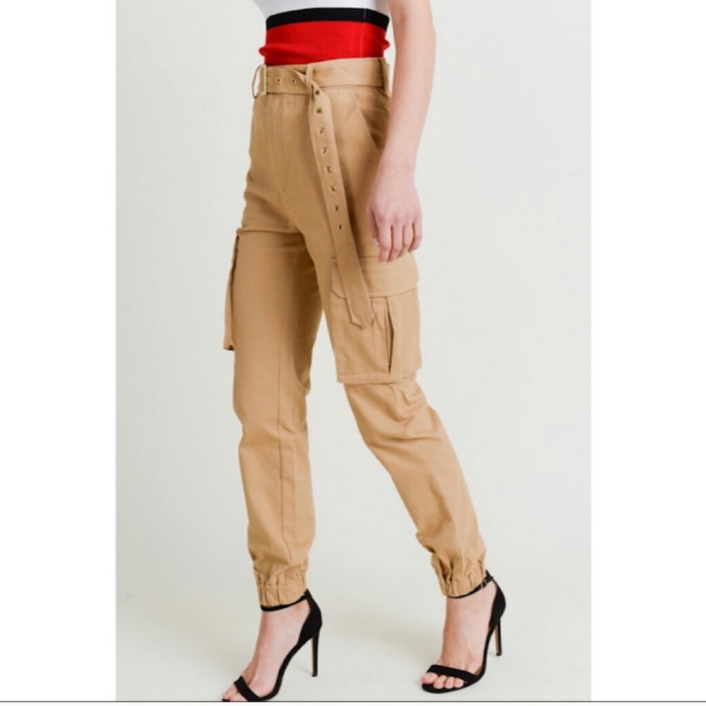 Belted Cargo Joggers💃